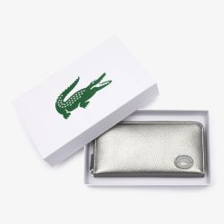 Portefeuilles & Petite Maroquinerie | LACOSTE Portefeuille Zippe Femme Lacoste Avec Plaque Metallique